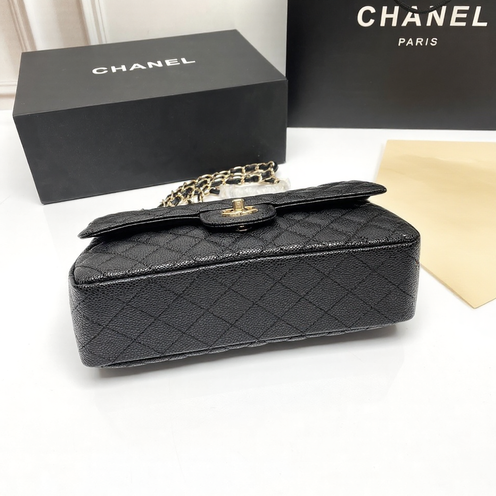 CHANEL CLASSIC 11.12 HANDBAG GRAINED CALFSKIN & GOLD METAL